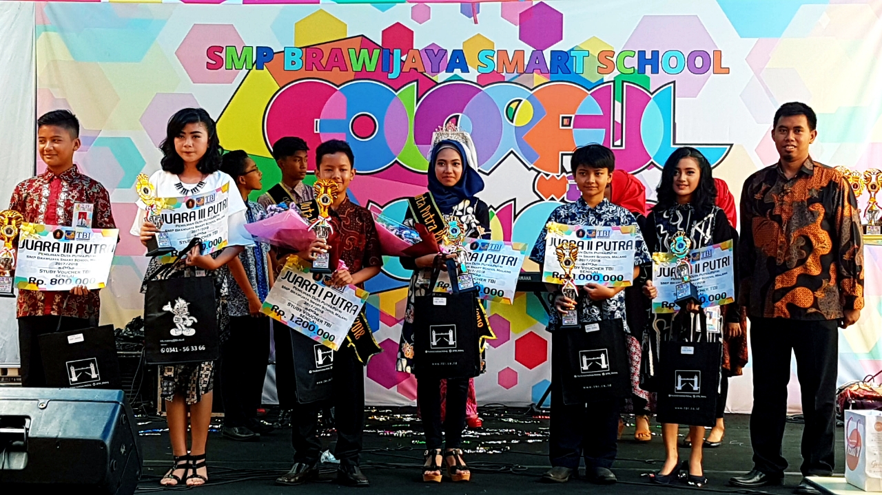 Meriah, Peringatan Bulan Bahasa di SMP BSS